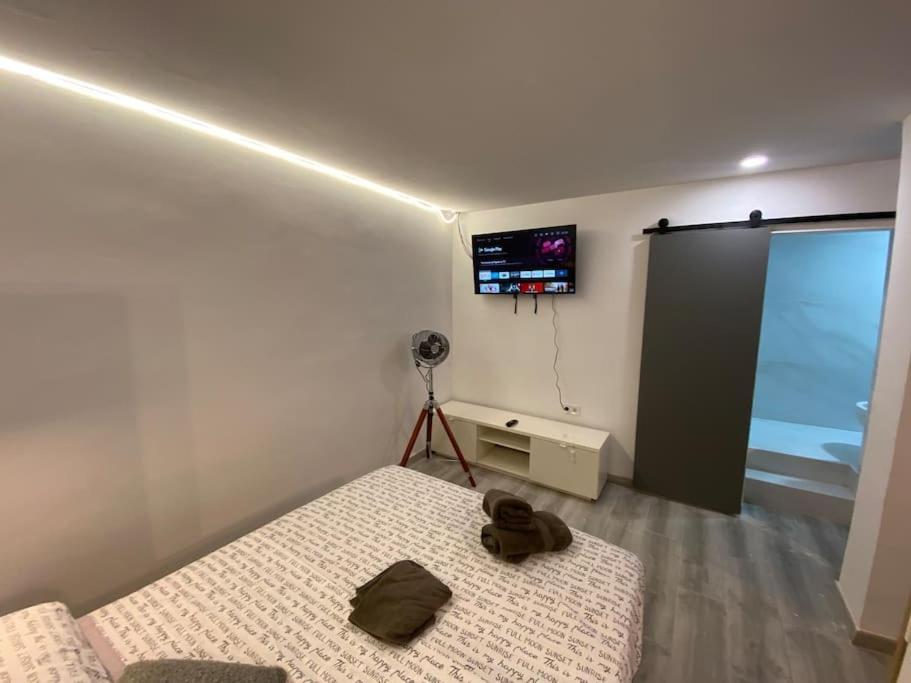Loft, Muy Cerca De Playa Y Castillo Tamarit *